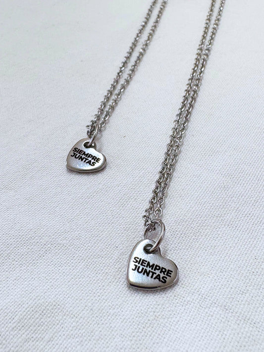 Par de collares corazón mini